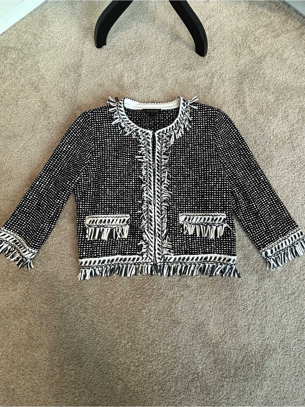 ST. JOHN Black White Fringe Trim Knit Jacket Wool Blend Open Front Career M - Picture 6 of 14